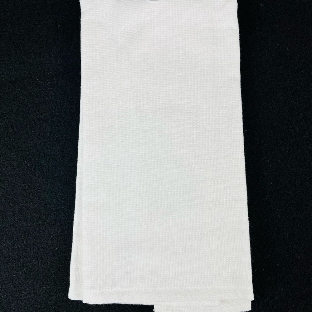 NWT Valentines Day Kitchen Hand Towel Embroidered White Red Pink RN# 48711 - Picture 2 of 8